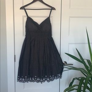 Polka dot Eyelet flowery dress!